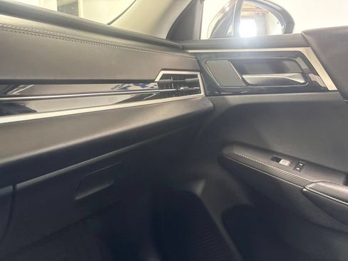 Used 2022 Mitsubishi Outlander SE AWD/4WD image 31