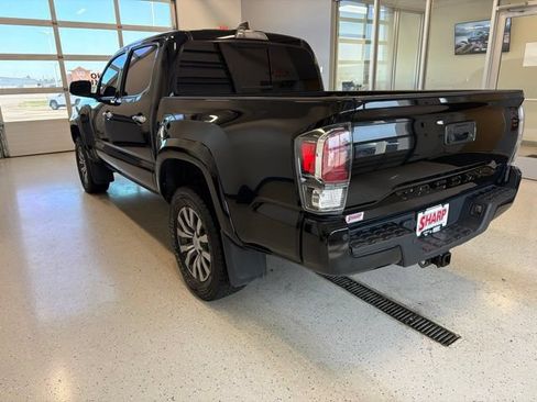 Used 2021 Toyota Tacoma Limited AWD/4WD image 6