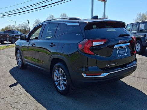 Used 2024 GMC Terrain SLT FWD image 5