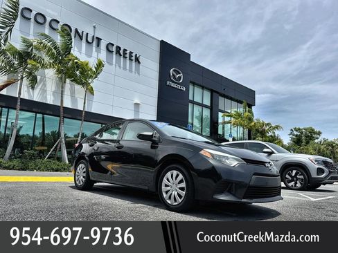 Used 2014 Toyota Corolla LE FWD image 1
