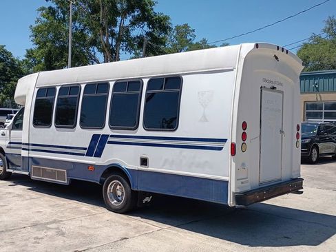 Used 2003 Ford E-450 and Econoline 450 RWD image 13