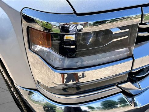 Used 2018 Chevrolet Silverado 1500 LTZ w/ Texas Edition RWD image 26
