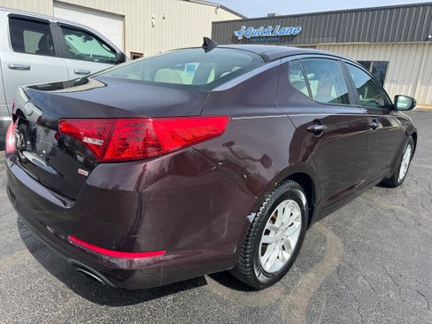 Used 2013 Kia Optima LX w/ Convenience Plus Pkg FWD image 2