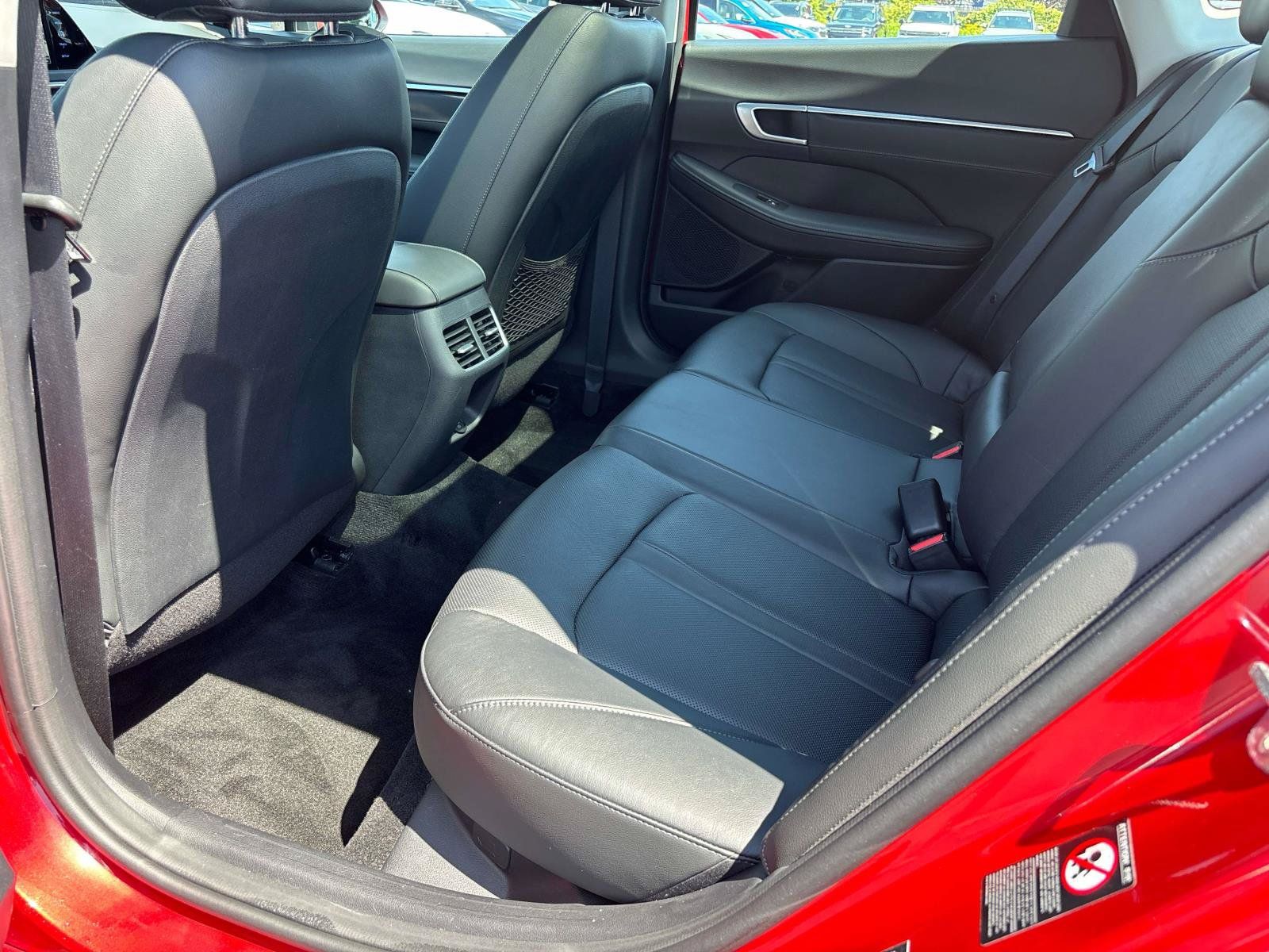 Used 2021 Hyundai Sonata Limited w/ Winter Weather Package FWD image 10