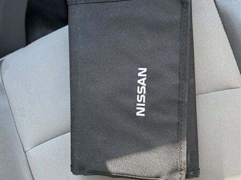 Used 2018 Nissan NV 2500 SV image 26