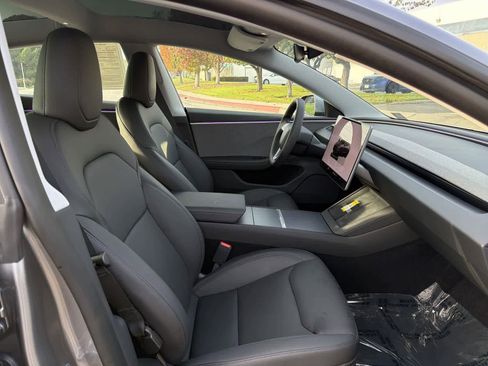 Used 2025 Tesla Model 3 Long Range image 35
