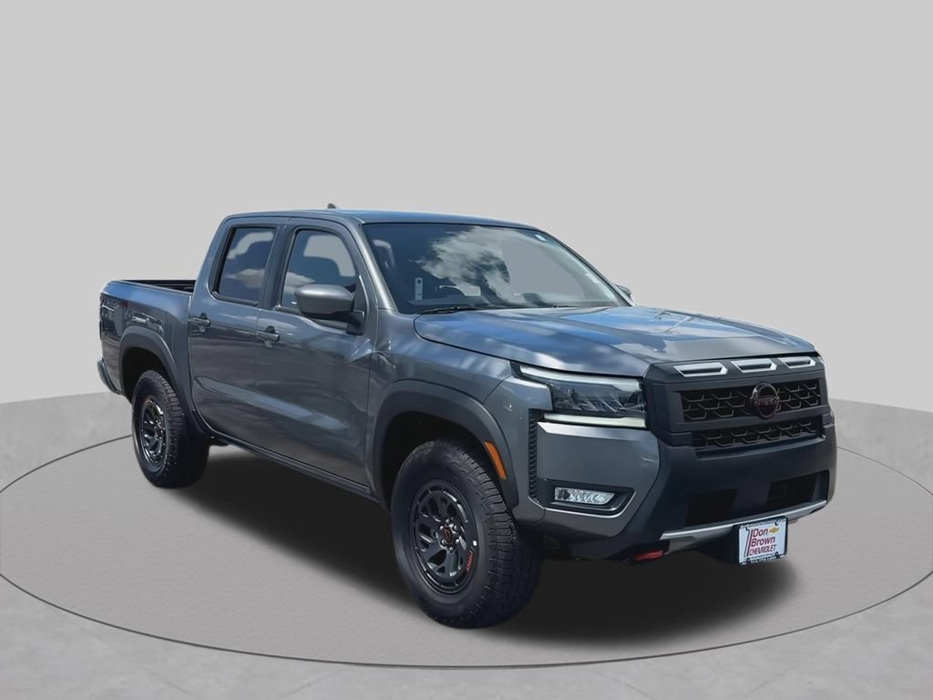 Used 2026 Nissan Frontier PRO-4X AWD/4WD image 2