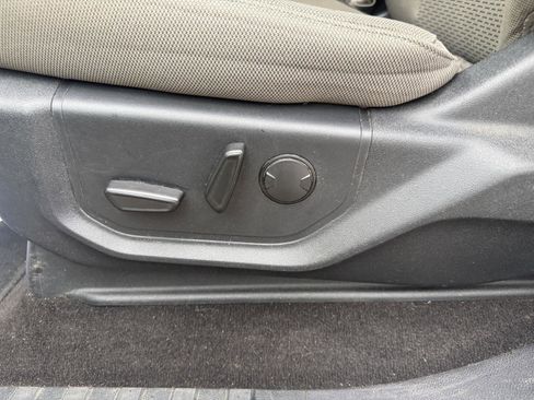 Used 2019 Ford F150 XLT w/ Equipment Group 302A Luxury image 16