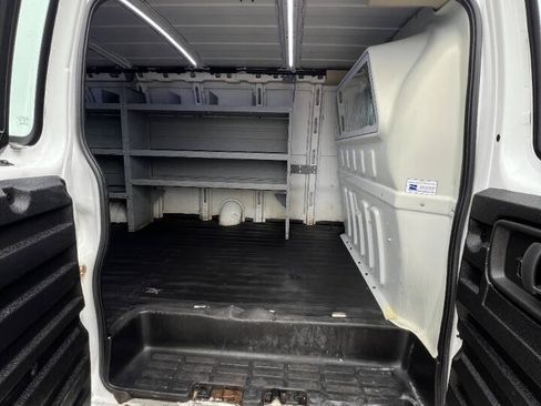 Used 2020 Chevrolet Express 2500 Extended w/ Enhanced Convenience Package RWD image 14