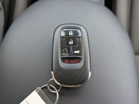Used 2025 Honda HR-V EX-L image 29