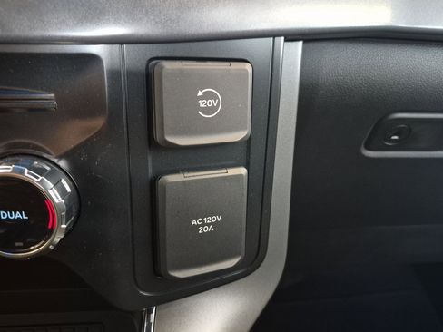 New 2025 Ford F150 XLT w/ Equipment Group 302A MID image 33