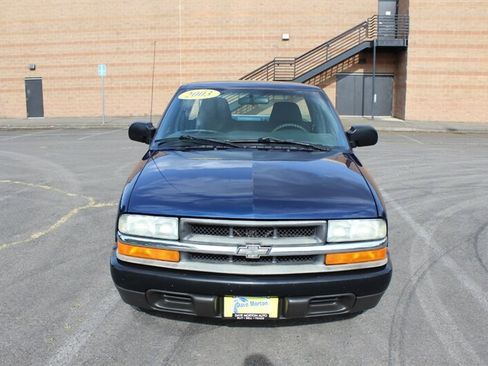 Used 2003 Chevrolet S10 Pickup 2WD Extended Cab image 6