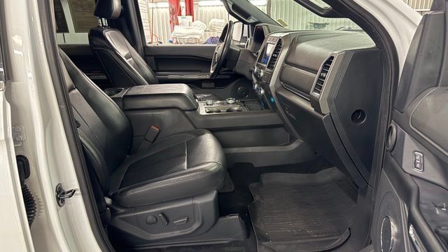 Used 2021 Ford Expedition XLT AWD/4WD image 18