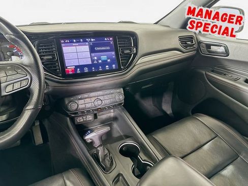 Used 2024 Dodge Durango GT RWD image 25
