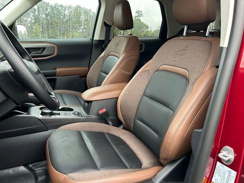 Used 2025 Ford Bronco Sport Outer Banks w/ Sasquatch Outer Banks Package image 14