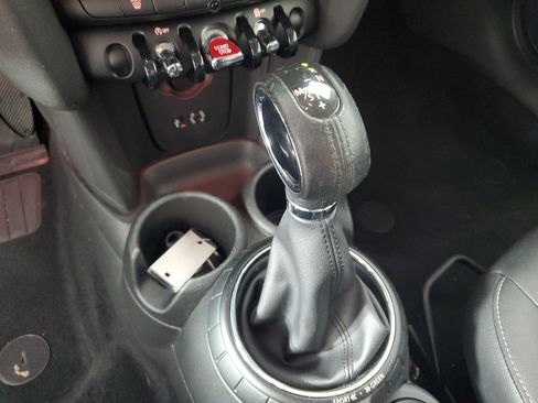 Used 2015 MINI Cooper 2-Door Hardtop image 18