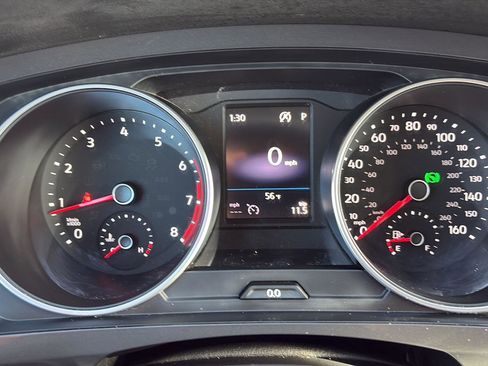 Used 2020 Volkswagen Tiguan SE image 23