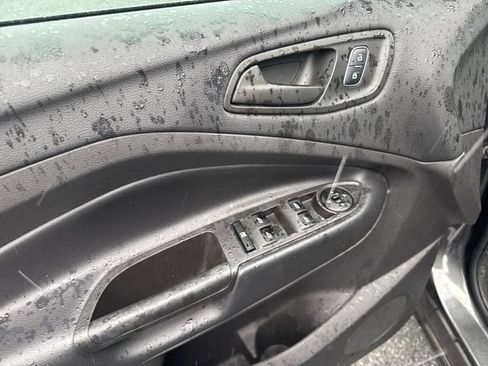 Used 2019 Ford Escape S FWD image 10