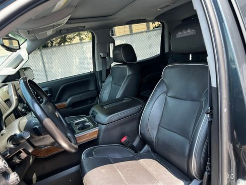 Used 2018 Chevrolet Silverado 1500 High Country AWD/4WD image 21