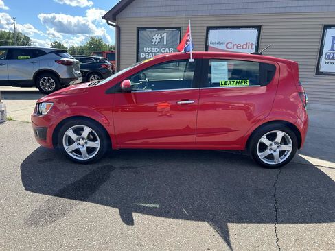 Used 2015 Chevrolet Sonic LTZ FWD image 8