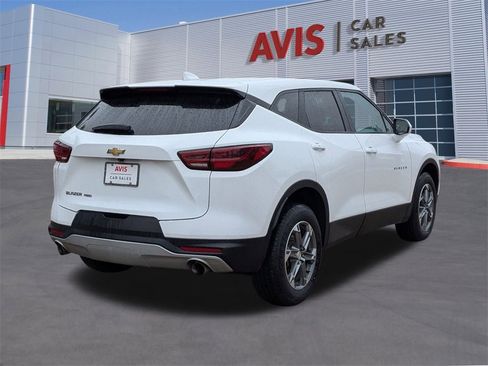 Used 2023 Chevrolet Blazer LT image 6