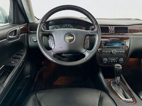 Used 2014 Chevrolet Impala LTZ image 21