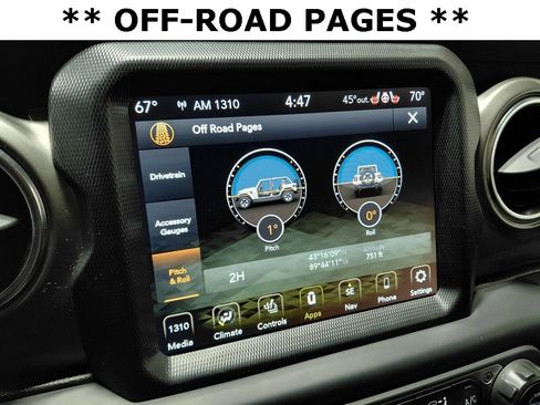 Used 2023 Jeep Wrangler Sahara w/ Cold Weather Group image 16