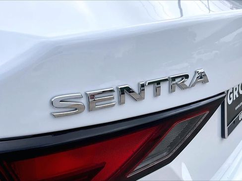 Used 2024 Nissan Sentra SV FWD image 30