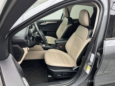 Used 2022 Ford Escape SEL AWD/4WD image 9