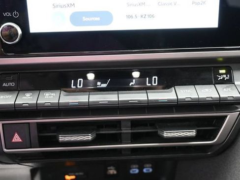 Used 2025 Toyota Camry LE FWD image 21