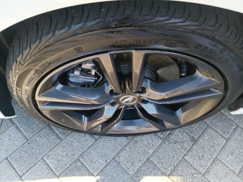 Used 2025 Acura Integra A-Spec FWD image 9