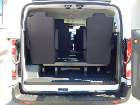 Used 2022 Ford Transit 350 XLT image 4