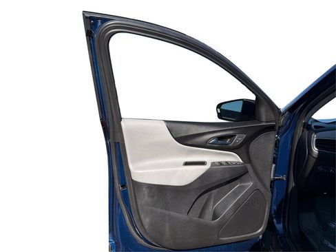 Used 2022 Chevrolet Equinox LS image 20