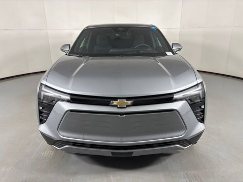 Certified 2025 Chevrolet Blazer EV LT w/ LPO, All-Weather Mat Package FWD image 4