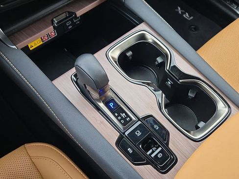 Used 2024 Lexus RX 350 Premium w/ Accessory Package (K3) image 29