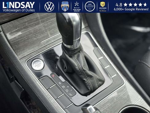 Used 2017 Volkswagen Passat 1.8T SE image 16