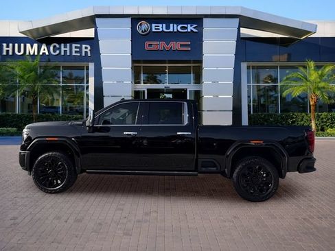 New 2026 GMC Sierra 2500 Denali Ultimate w/ LPO, Black Badging Package AWD/4WD image 4