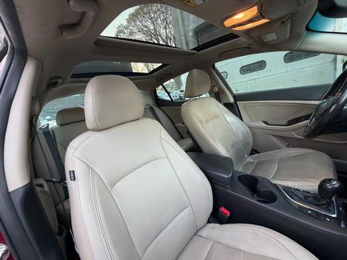 Used 2013 Kia Optima EX w/ Premium Pkg image 38