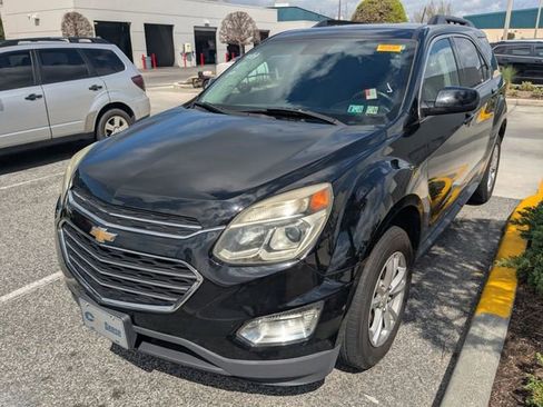 Used 2017 Chevrolet Equinox LT w/ Convenience Package image 2