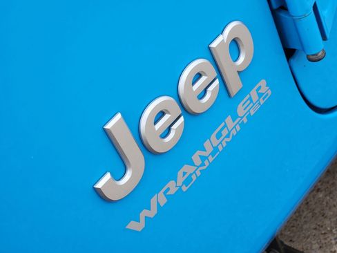 Used 2021 Jeep Wrangler Unlimited Sport image 15