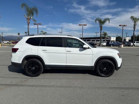 Used 2019 Volkswagen Atlas SEL image 3