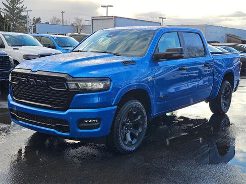 New 2026 RAM 1500 4x4 Crew Cab image 3