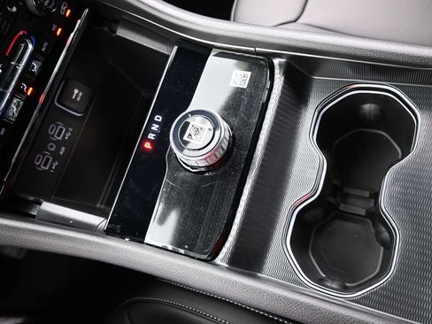 Used 2025 Jeep Grand Cherokee Limited image 25