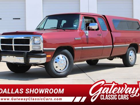 Used 1993 Dodge D/W Truck 250 RWD image 1