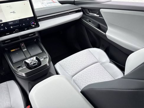 New 2026 Subaru Solterra Premium image 12