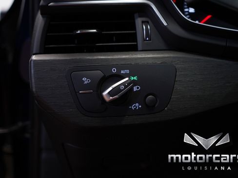 Used 2019 Audi A4 2.0T Premium FWD image 37