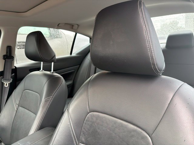 Used 2024 Nissan Altima 2.5 SL FWD image 9