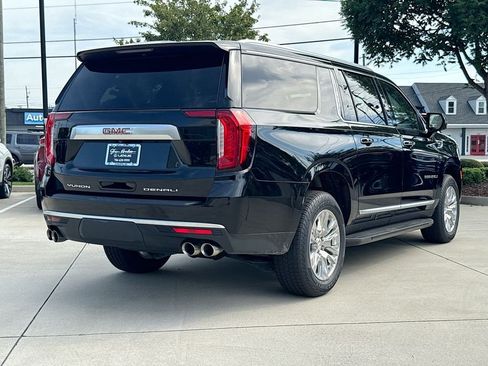 Used 2024 GMC Yukon XL Denali RWD image 8