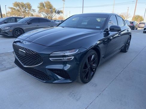 Used 2022 Genesis G70 3.3T image 1