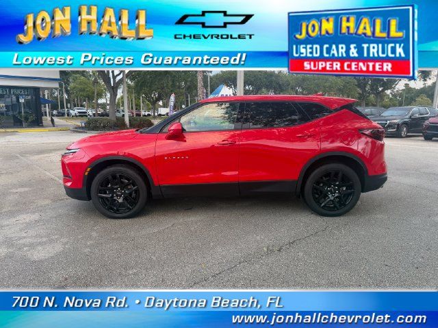 Used 2023 Chevrolet Blazer LT FWD image 4